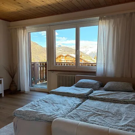 Sonniges Im Zentrum Mit Bergblick Grächen